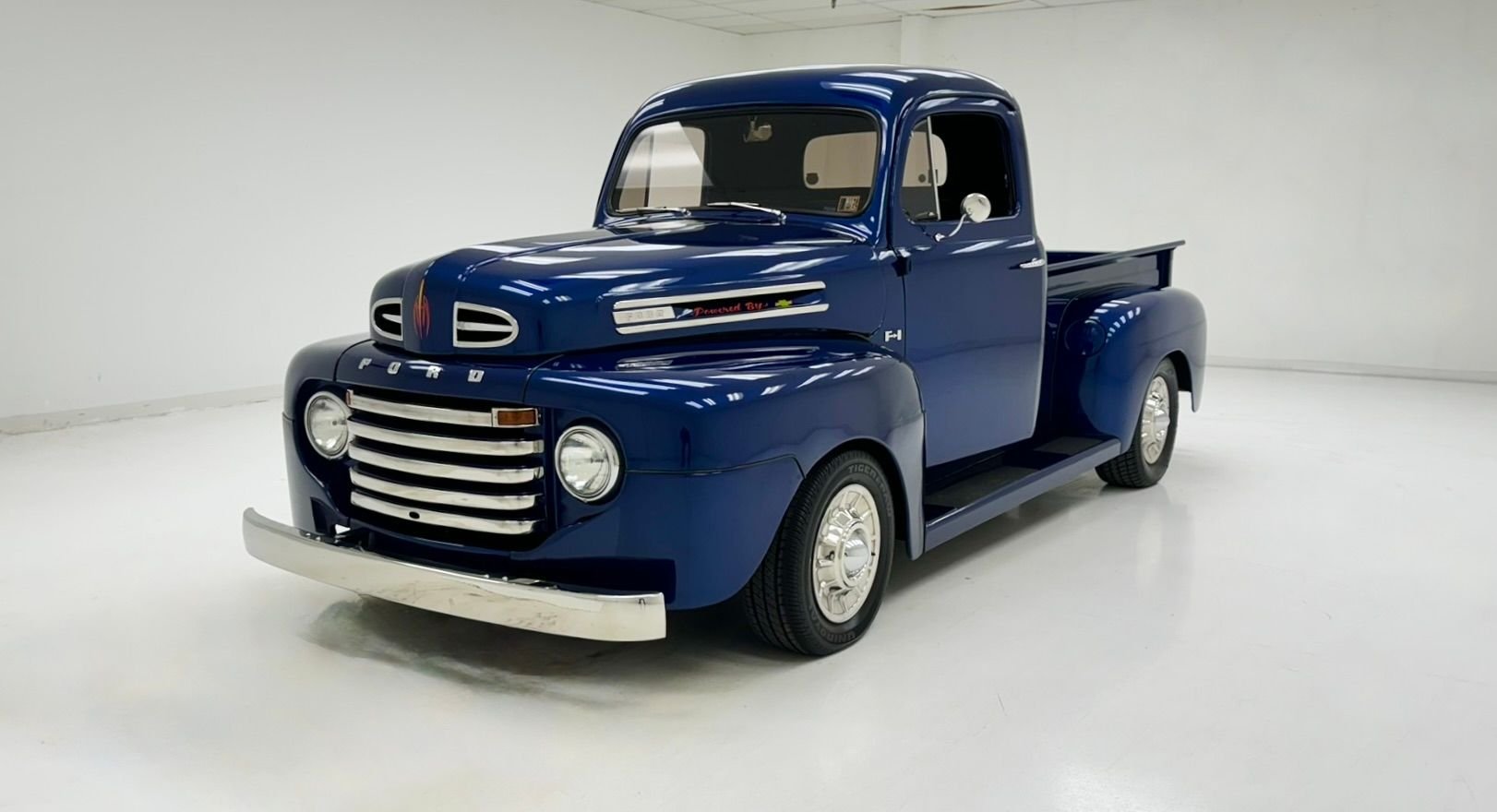 Top 30 Iconic Cars of the 1950s and 1960s - Kate Knows