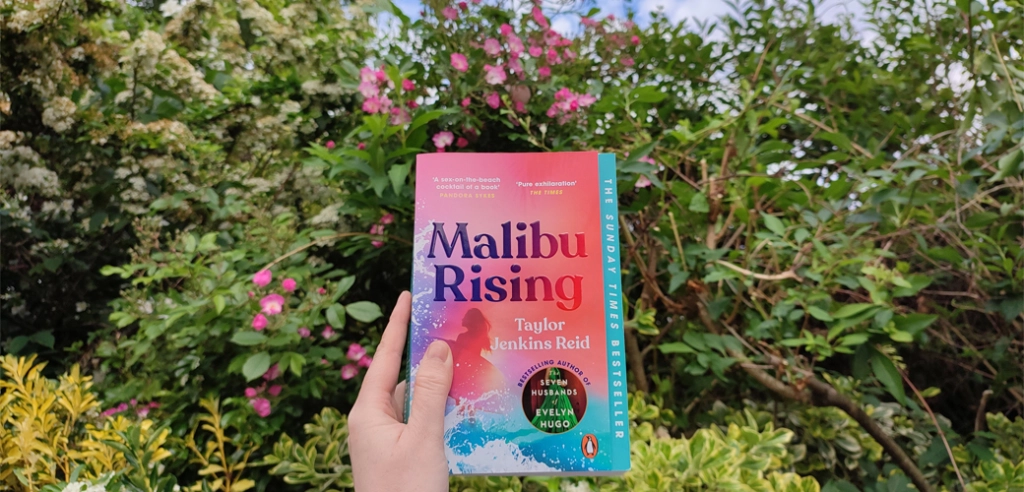 30 Summer Reads You Won’t Want to Put Down - Kate Knows