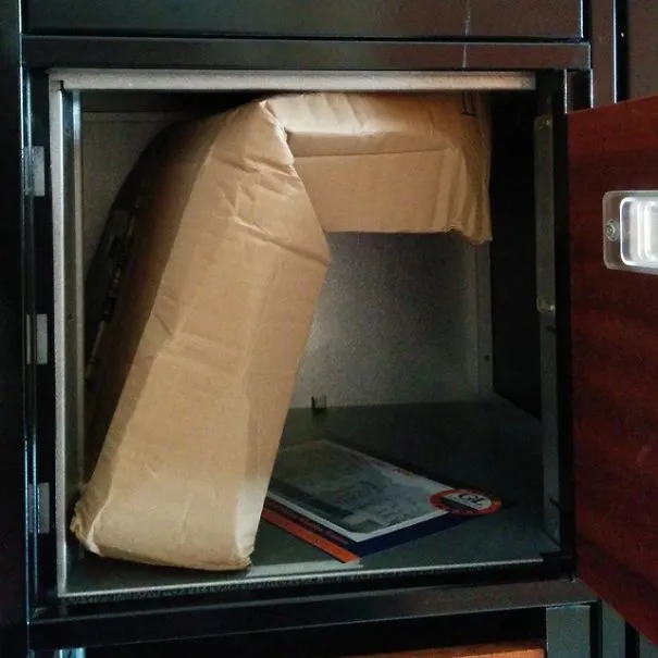 30 Delivery Fails That’ll Make You Question Humanity - Kate Knows