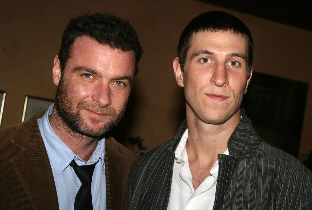 Liev Schreiber & Pablo Schreiber