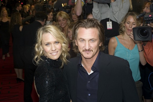 Sean Penn and Robin Wright